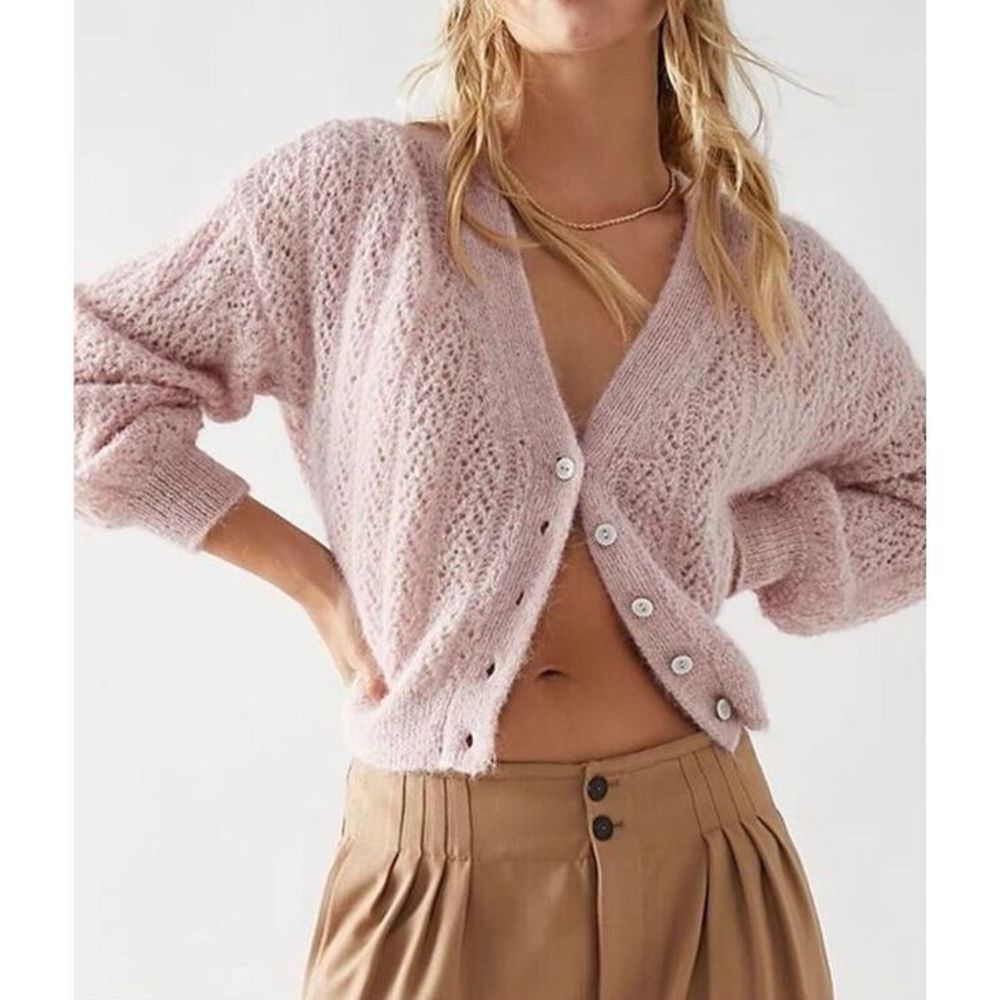 Free People Amelia Cardi  Size M. B21